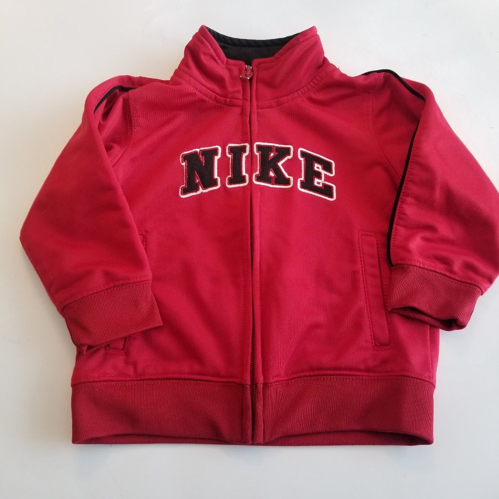 Nike Red Full Zip Kids Jacket   Size 5